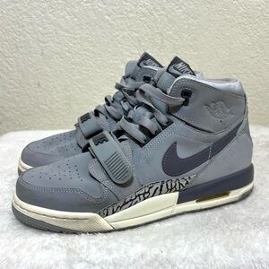 Air Jordan Legacy 312 Wolf Grey Size 7 youth